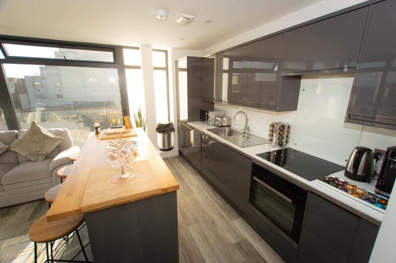 * Panoramic Penthouse With Sea & City Views 伯恩茅斯 外观 照片