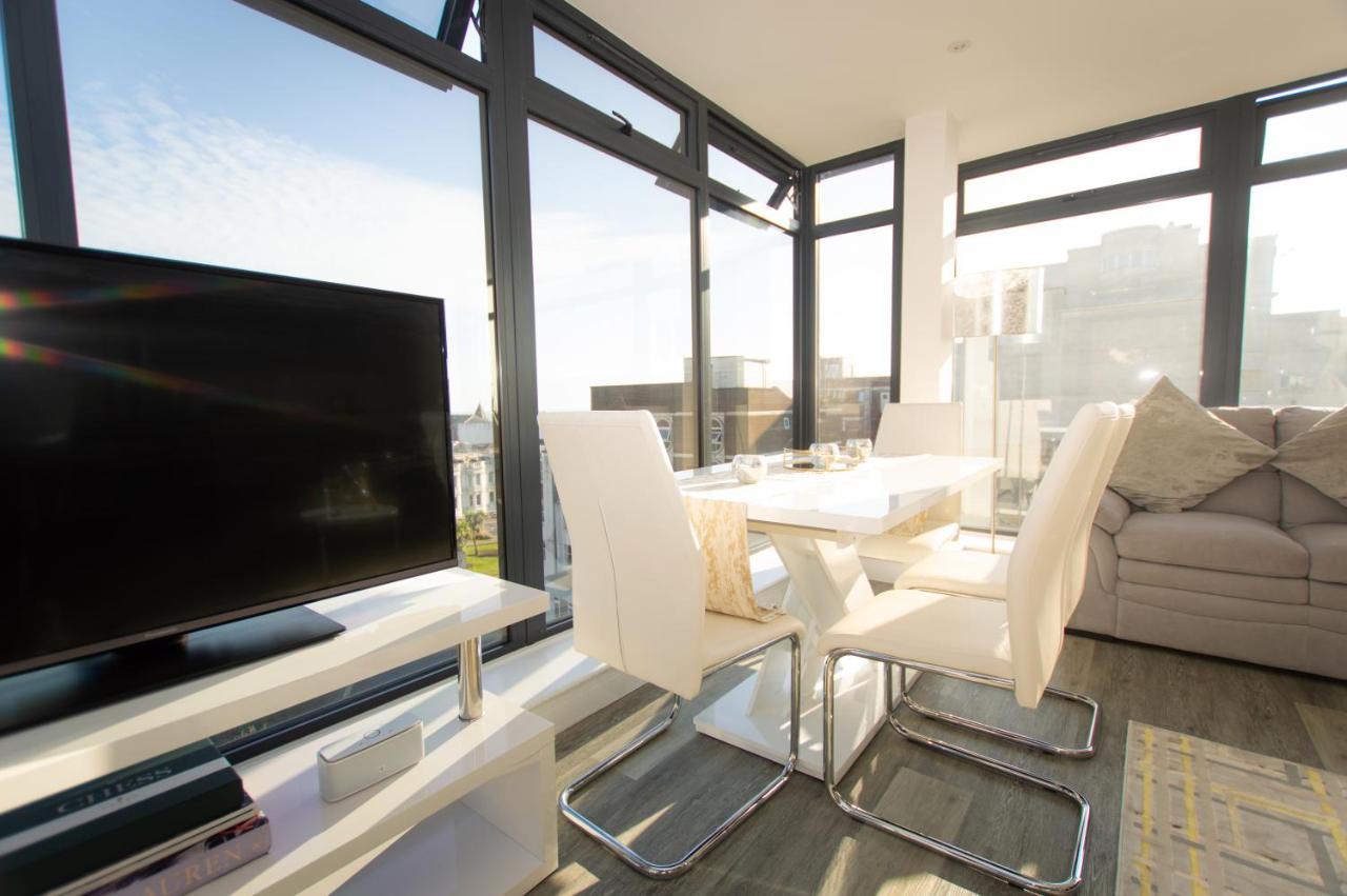 * Panoramic Penthouse With Sea & City Views 伯恩茅斯 外观 照片