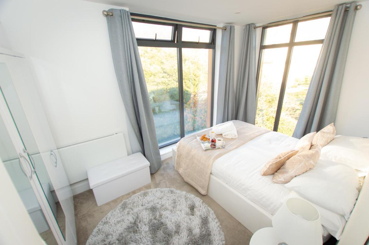 * Panoramic Penthouse With Sea & City Views 伯恩茅斯 外观 照片